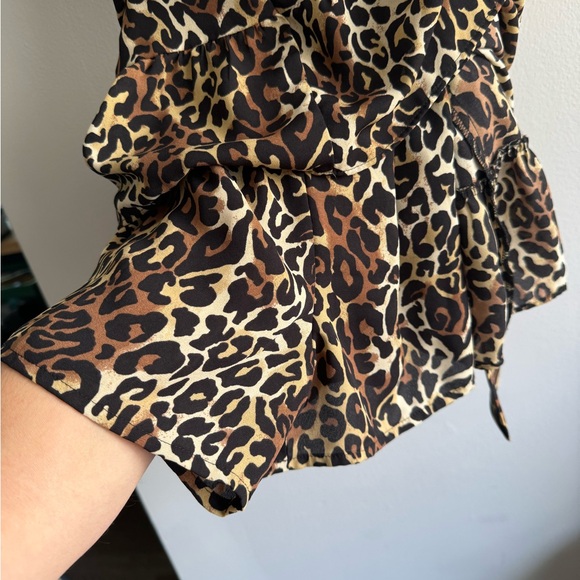 Lilly Pulitzer “Rochelle” Off The Shoulder Romper Size: Small - Picture 10 of 14